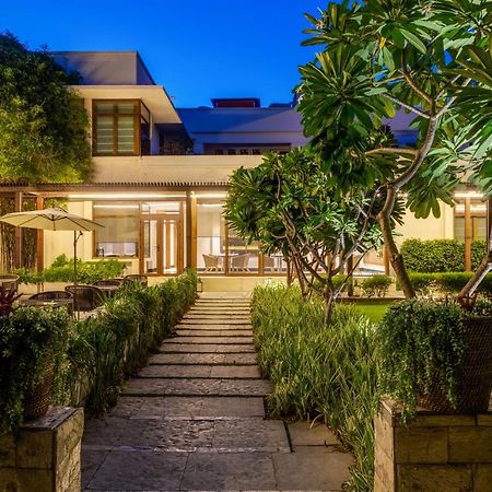 The Manor - New Delhi Hotel Bagian luar foto