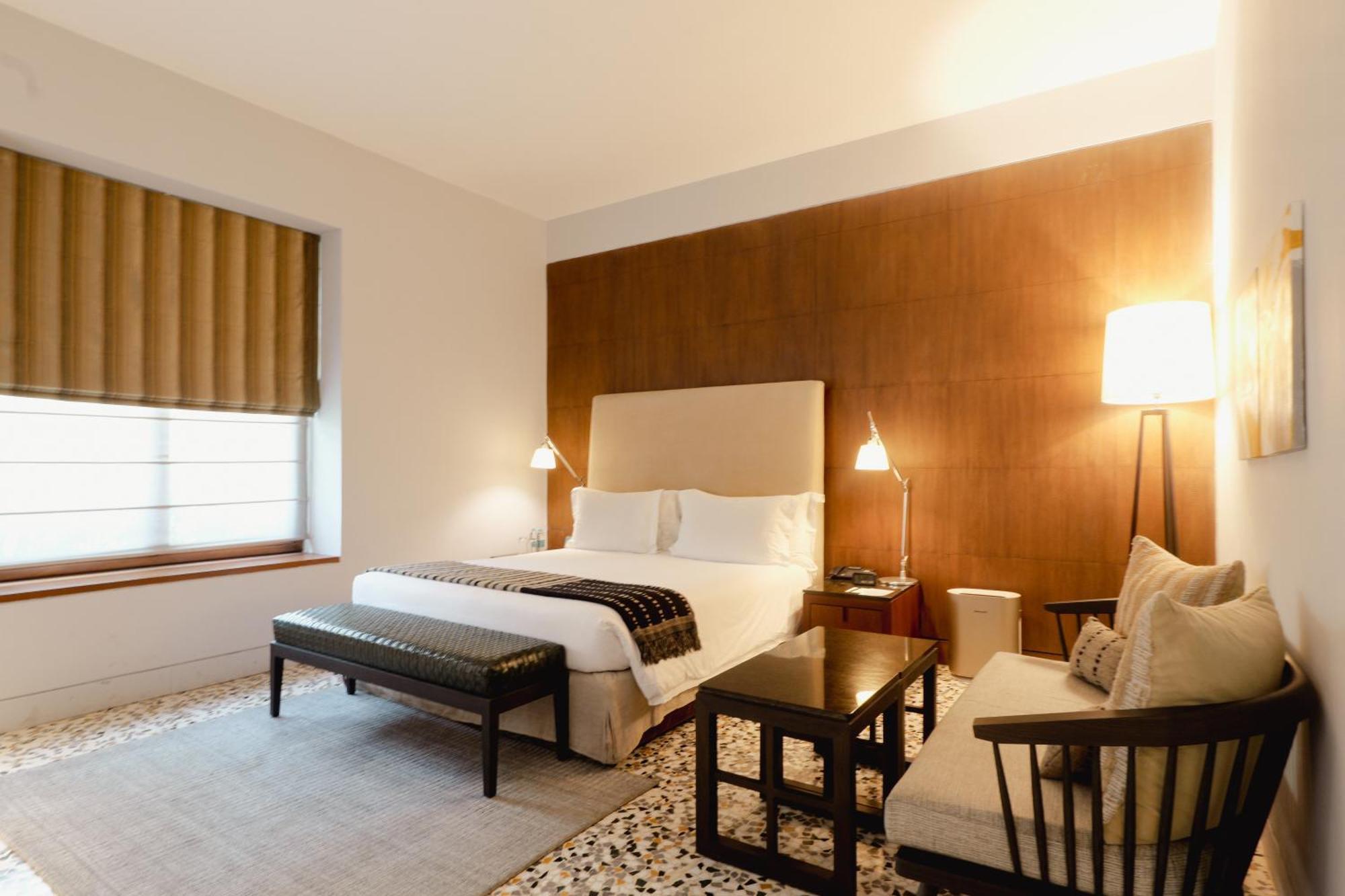The Manor - New Delhi Hotel Bagian luar foto